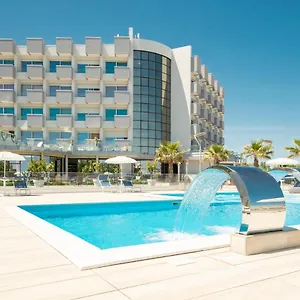 https://hotel-residence-imperial.riccione-hotels.org
